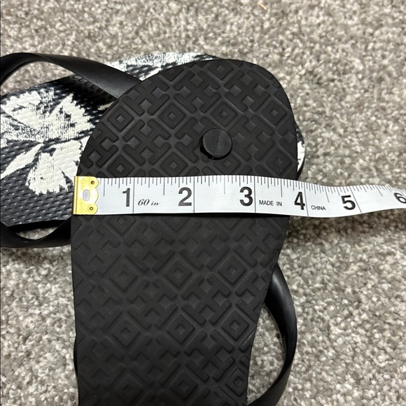 Tory Burch Black and White Floral Sandals - Picture 5 of 5